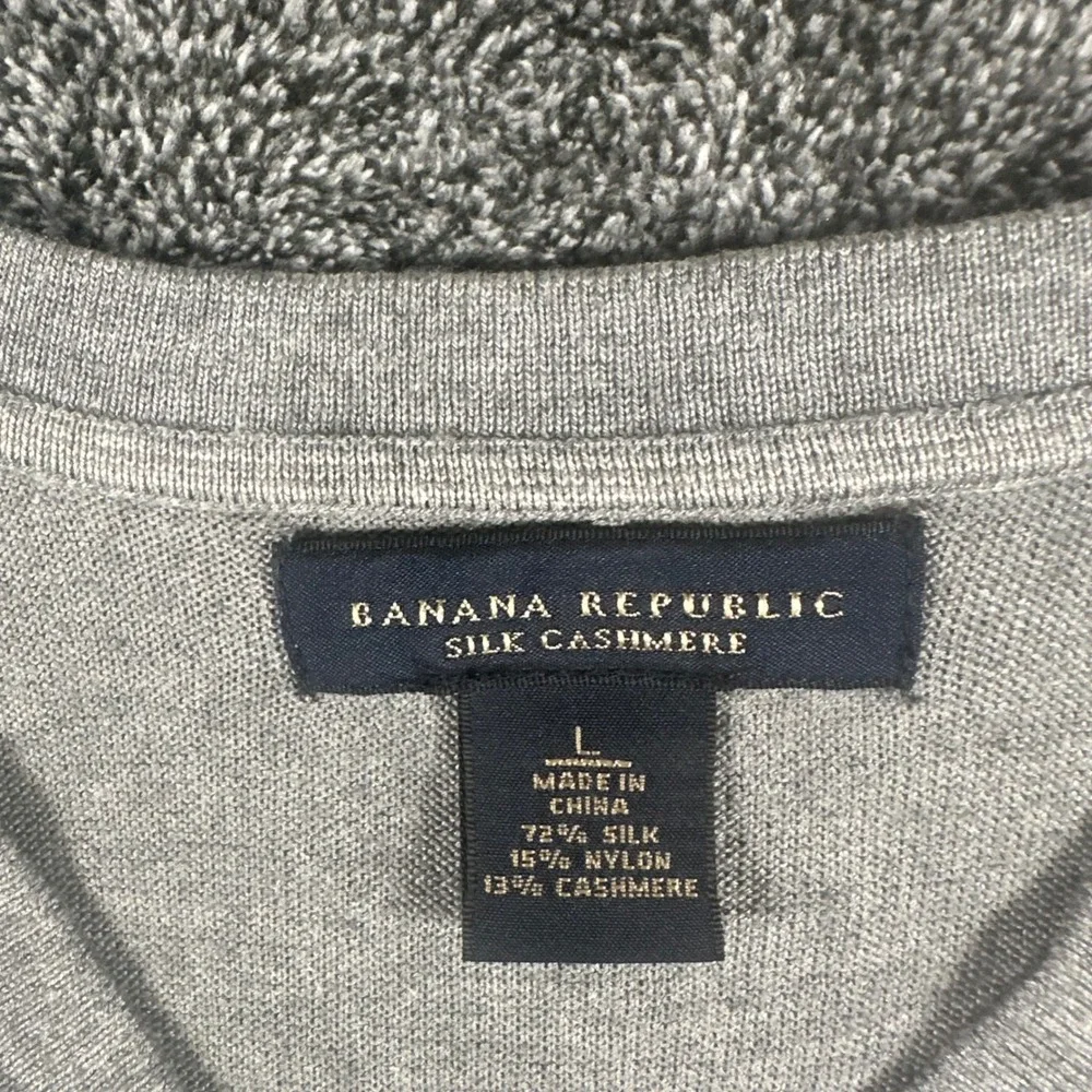 Banana Republic Sweater Vest Mens L Silk Cashmere Gray V-Neck Sleeveless Knit